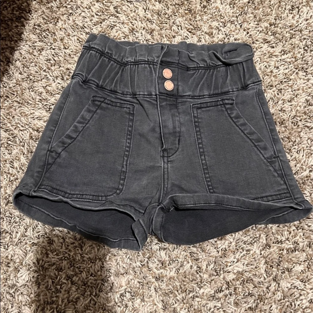 Kancan Hi-Rise Shortie | Black + Grayish Wash | Youth